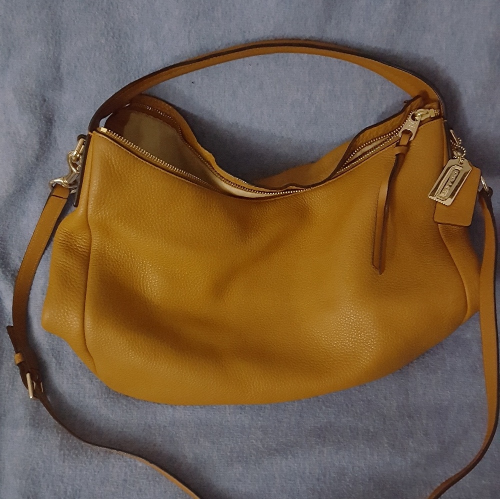 Coach satchel/hobo